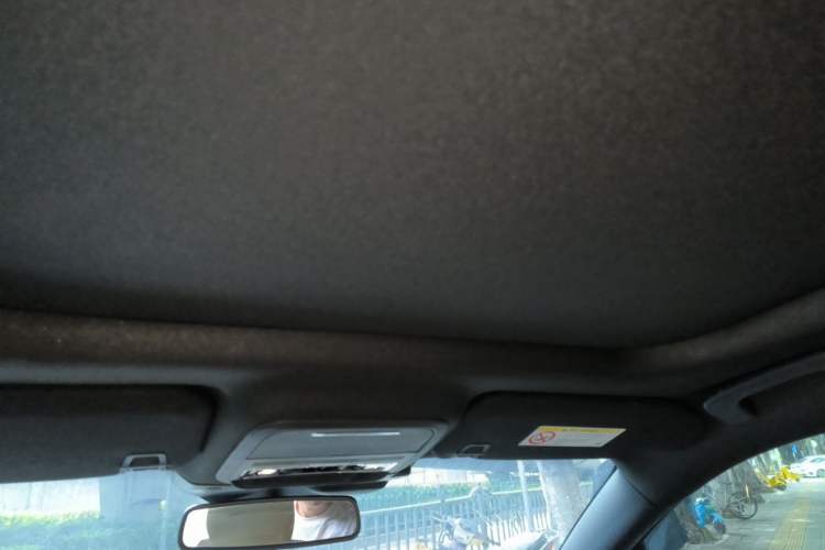 Used Lincoln Corsair 2022 2.0T Two-Wheel Drive Luxury Edition Headliner