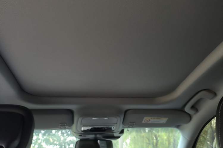 Used Lincoln Corsair 2022 2.0T Two-Wheel Drive Luxury Edition Headliner
