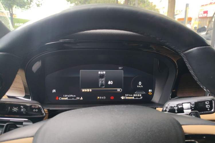 Used Lincoln Corsair 2022 2.0T Two-Wheel Drive Luxury Edition Instrument Cluster