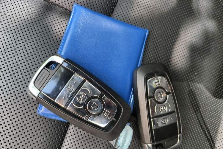 Used Lincoln Corsair 2022 2.0T Two-Wheel Drive Deluxe Edition Interior 1