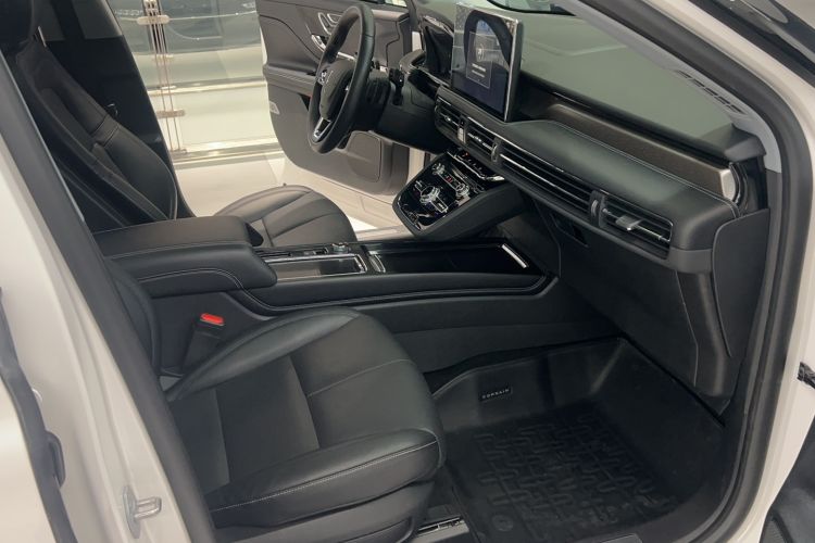 Used Lincoln Corsair 2022 2.0T Two-Wheel Drive Deluxe Edition Interior 10