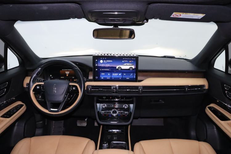 Used Lincoln Corsair 2022 2.0T Two-Wheel Drive Luxury Edition Interior 3