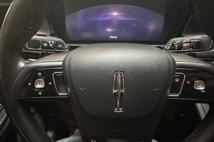 Used Lincoln Corsair 2022 2.0T Two-Wheel Drive Luxury Edition Interior 3
