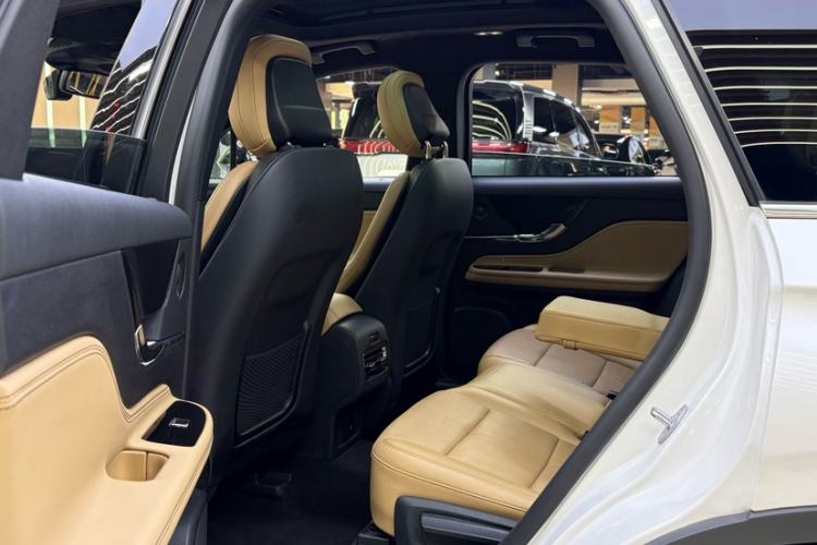 Used Lincoln Corsair 2022 2.0T Four-Wheel Drive Prestige Edition Interior 5