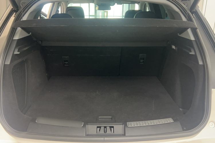 Used Lincoln Corsair 2022 2.0T Two-Wheel Drive Deluxe Edition Interior 8