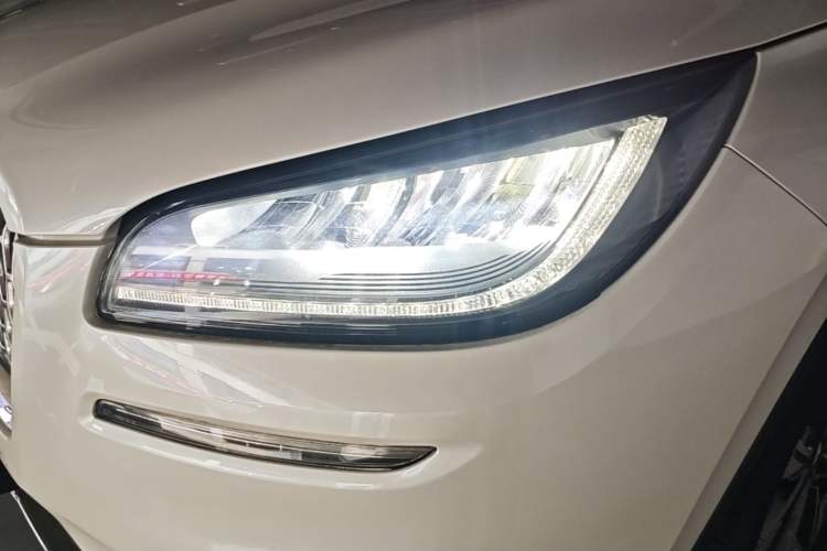 Used Lincoln Corsair 2022 2.0T Two-Wheel Drive Luxury Edition Left Front Headlight