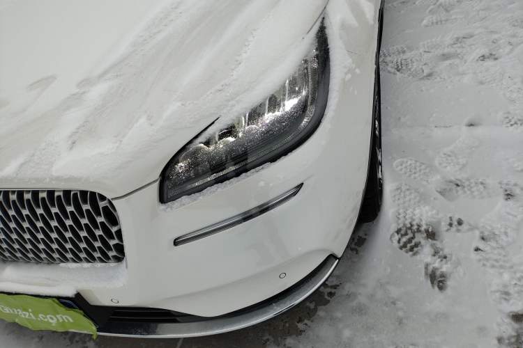 Used Lincoln Corsair 2022 Revised Version 2.0T Two-Wheel Drive Luxury Edition Left Front Headlight
