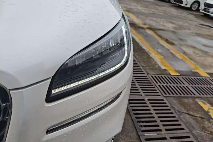 Used Lincoln Corsair 2022 2.0T Four-Wheel Drive Luxury Edition Left Front Headlight