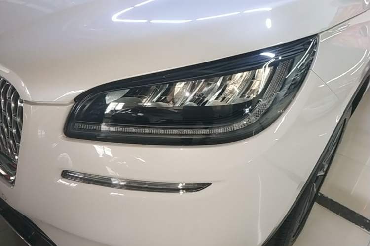 Used Lincoln Corsair 2022 2.0T Two-Wheel Drive Luxury Edition Left Front Headlight