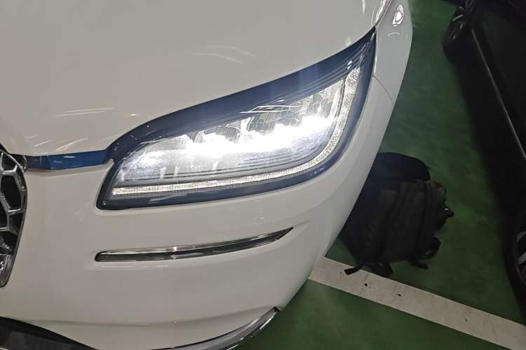 Used Lincoln Corsair 2022 2.0T Two-Wheel Drive Luxury Edition Left Front Headlight