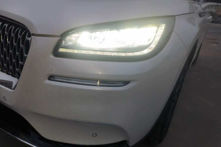 Used Lincoln Corsair 2022 2.0T Two-Wheel Drive Deluxe Edition Left Front Headlight