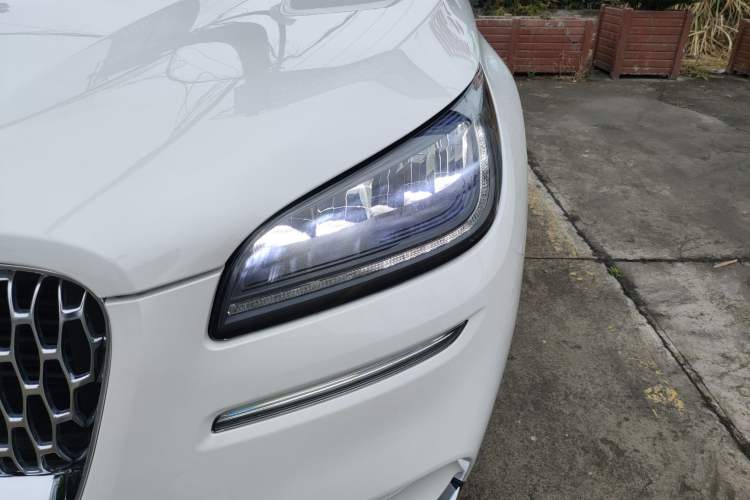 Used Lincoln Corsair 2022 2.0T Two-Wheel Drive Luxury Edition Left Front Headlight