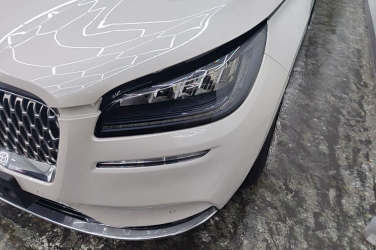 Used Lincoln Corsair 2022 Revised Version 2.0T Two-Wheel Drive Premium Edition Left Front Headlight