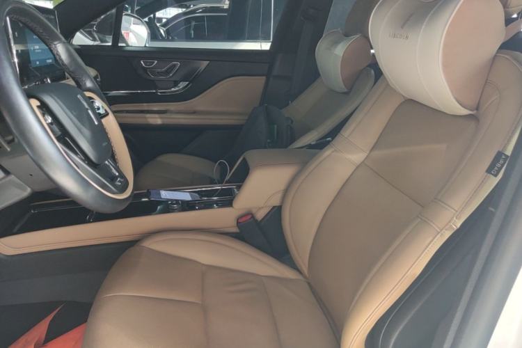 Used Lincoln Corsair 2022 2.0T Four-Wheel Drive Luxury Edition Left Front Seat