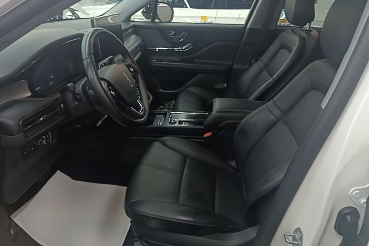 Used Lincoln Corsair 2022 2.0T Two-Wheel Drive Deluxe Edition Left Front Seat