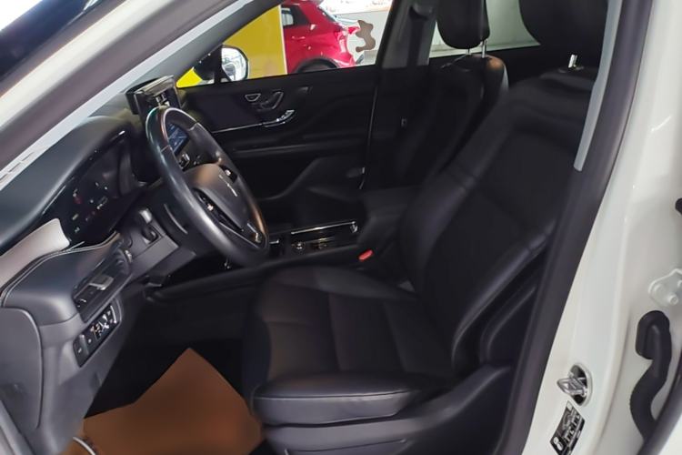 Used Lincoln Corsair 2022 2.0T Two-Wheel Drive Deluxe Edition Left Front Seat