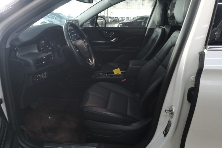 Used Lincoln Corsair 2022 Revised Version 2.0T Two-Wheel Drive Luxury Edition Left Front Seat
