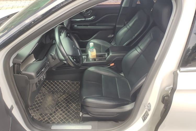 Used Lincoln Corsair 2022 2.0T Two-Wheel Drive Deluxe Edition Left Front Seat