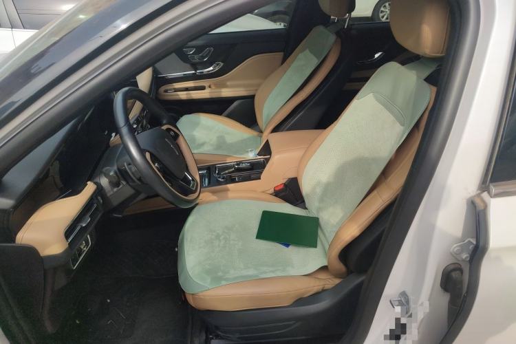 Used Lincoln Corsair 2022 Revised Version 2.0T Two-Wheel Drive Premium Edition Left Front Seat