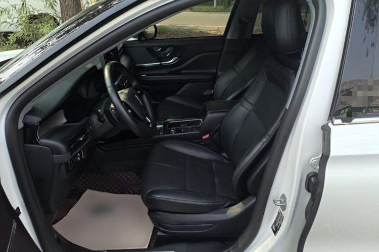Used Lincoln Corsair 2022 2.0T Two-Wheel Drive Luxury Edition Left Front Seat