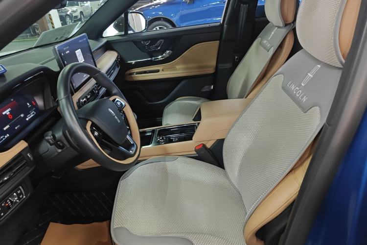 Used Lincoln Corsair 2022 2.0T Two-Wheel Drive Luxury Edition Left Front Seat
