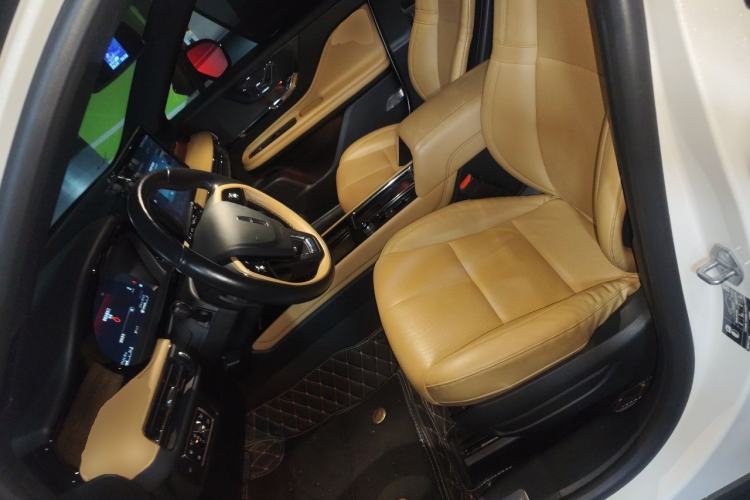 Used Lincoln Corsair 2022 2.0T Two-Wheel Drive Luxury Edition Left Front Seat