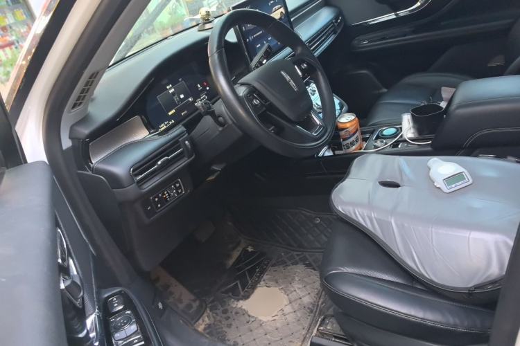 Used Lincoln Corsair 2022 2.0T Two-Wheel Drive Luxury Edition Left Front Seat