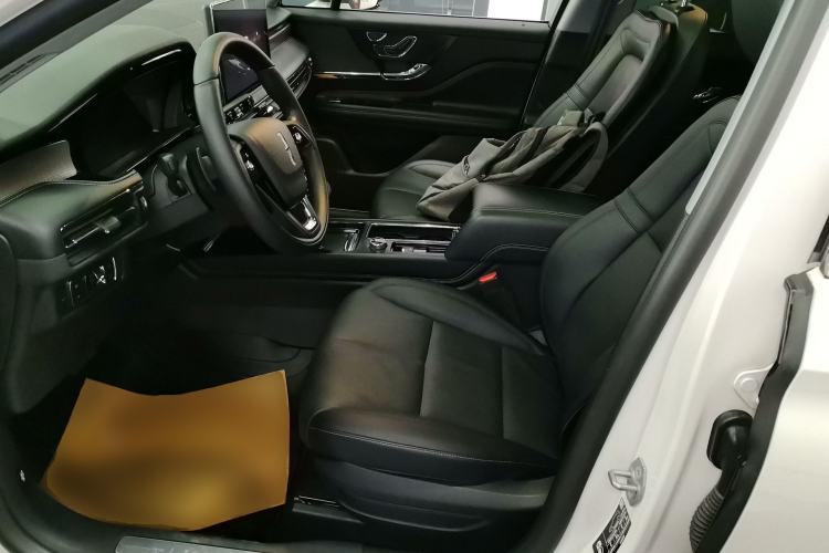 Used Lincoln Corsair 2022 2.0T Two-Wheel Drive Luxury Edition Left Front Seat