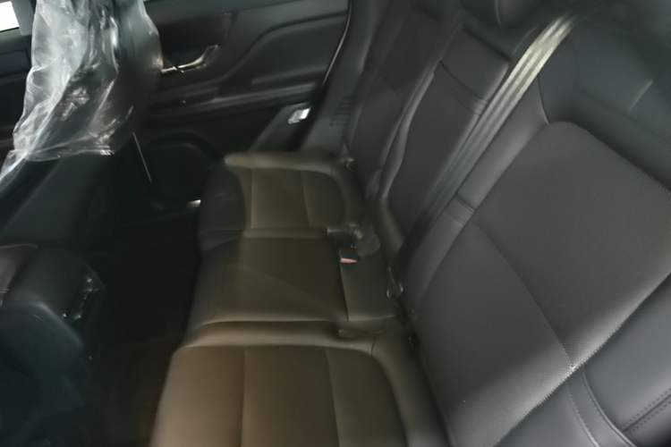 Used Lincoln Corsair 2022 Revised Version 2.0T Two-Wheel Drive Premium Edition Left Rear Seat