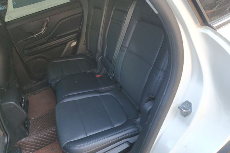 Used Lincoln Corsair 2022 2.0T Two-Wheel Drive Luxury Edition Left Rear Seat