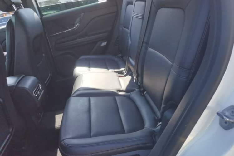 Used Lincoln Corsair 2022 2.0T Two-Wheel Drive Deluxe Edition Left Rear Seat
