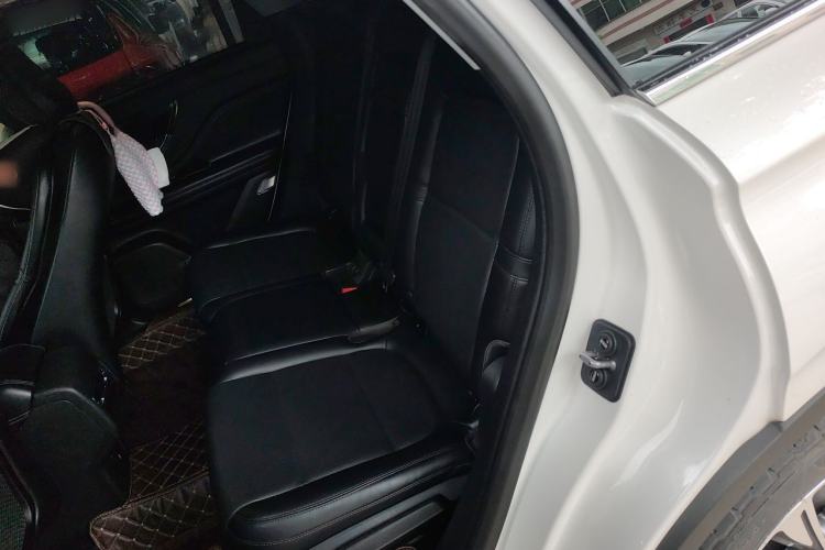Used Lincoln Corsair 2022 2.0T Two-Wheel Drive Luxury Edition Left Rear Seat