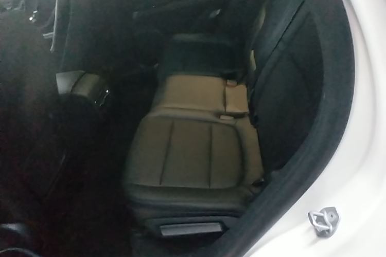 Used Lincoln Corsair 2022 2.0T Two-Wheel Drive Deluxe Edition Left Rear Seat