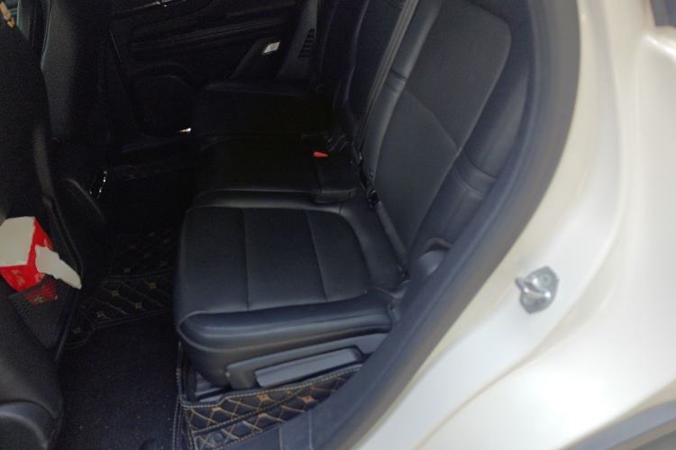 Used Lincoln Corsair 2022 2.0T Two-Wheel Drive Deluxe Edition Left Rear Seat