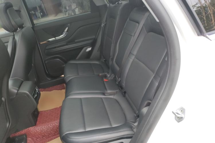 Used Lincoln Corsair 2022 2.0T Two-Wheel Drive Luxury Edition Left Rear Seat