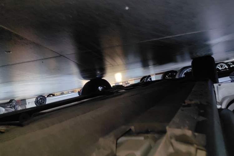 Used Lincoln Corsair 2022 2.0T Two-Wheel Drive Deluxe Edition Left Side Sill