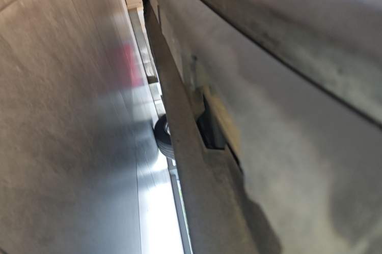 Used Lincoln Corsair 2022 2.0T Two-Wheel Drive Deluxe Edition Left Side Sill