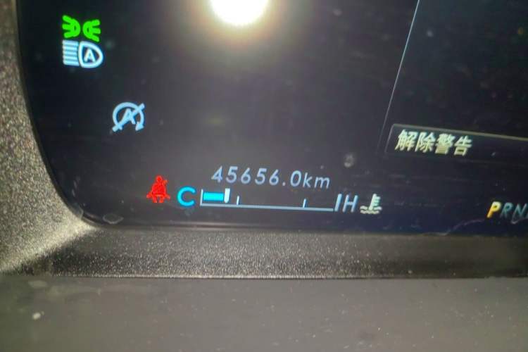 Used Lincoln Corsair 2022 2.0T Two-Wheel Drive Luxury Edition Odometer Close Up