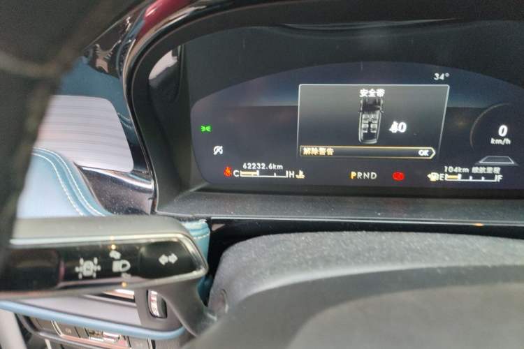 Used Lincoln Corsair 2022 2.0T Two-Wheel-Drive MONO Limited Edition Odometer Close Up