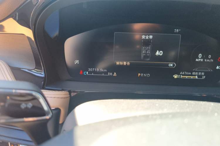 Used Lincoln Corsair 2022 2.0T Two-Wheel Drive Luxury Edition Odometer Close Up