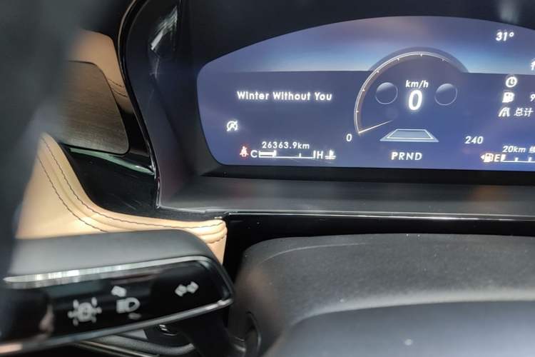 Used Lincoln Corsair 2022 2.0T Two-Wheel Drive Luxury Edition Odometer Close Up