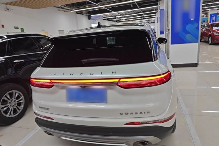 Used Lincoln Corsair 2022 2.0T Two-Wheel Drive Deluxe Edition Rear