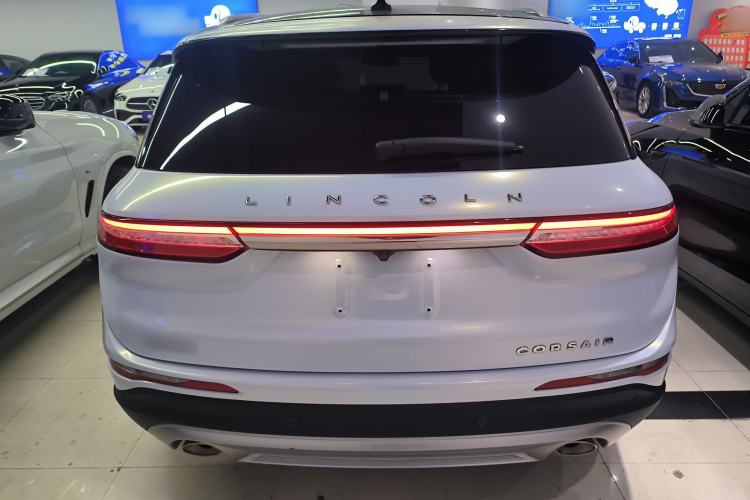 Used Lincoln Corsair 2022 2.0T Two-Wheel Drive Deluxe Edition Rear