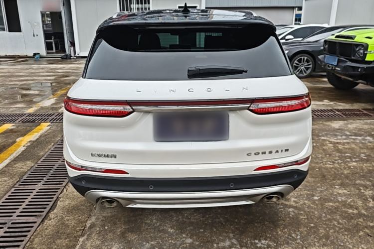 Used Lincoln Corsair 2022 2.0T Four-Wheel Drive Luxury Edition Rear