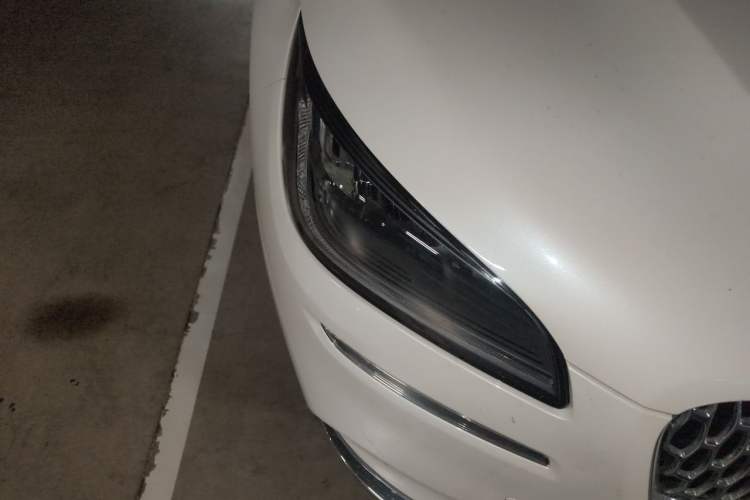 Used Lincoln Corsair 2022 2.0T Two-Wheel Drive Luxury Edition Right Front Headlight