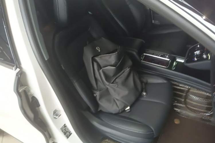 Used Lincoln Corsair 2022 2.0T Two-Wheel Drive Deluxe Edition Right Front Seat