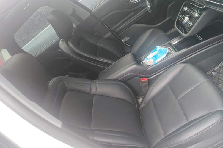 Used Lincoln Corsair 2022 2.0T Two-Wheel Drive Deluxe Edition Right Front Seat