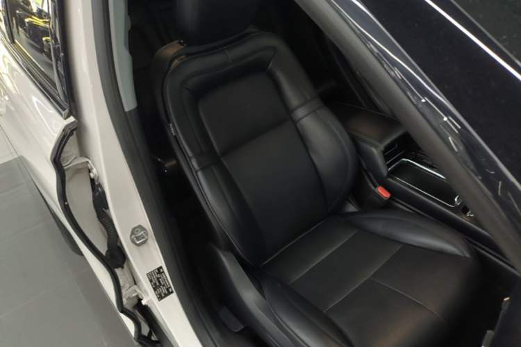 Used Lincoln Corsair 2022 2.0T Two-Wheel Drive Deluxe Edition Right Front Seat