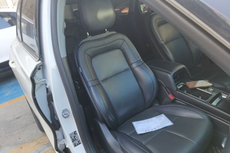 Used Lincoln Corsair 2022 2.0T Two-Wheel Drive Luxury Edition Right Front Seat