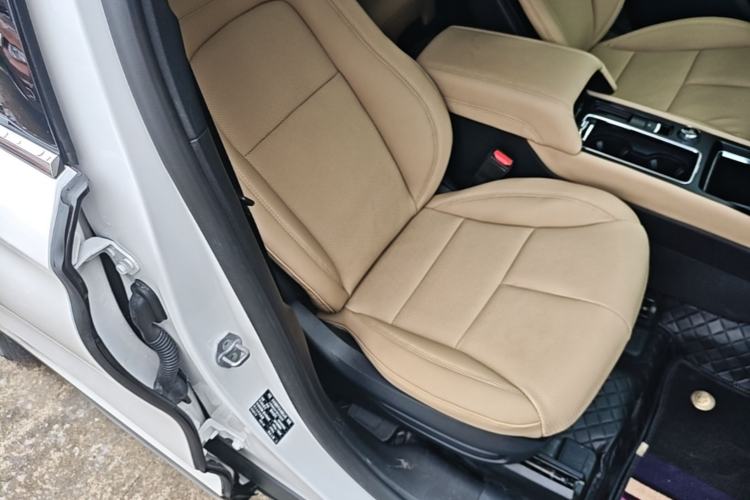Used Lincoln Corsair 2022 2.0T Four-Wheel Drive Luxury Edition Right Front Seat